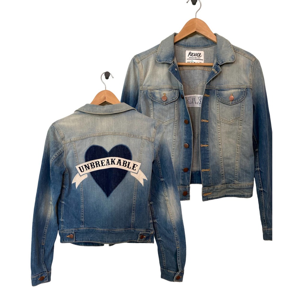 NWOT REVICE Unbreakable Heart Jean Jacket Small